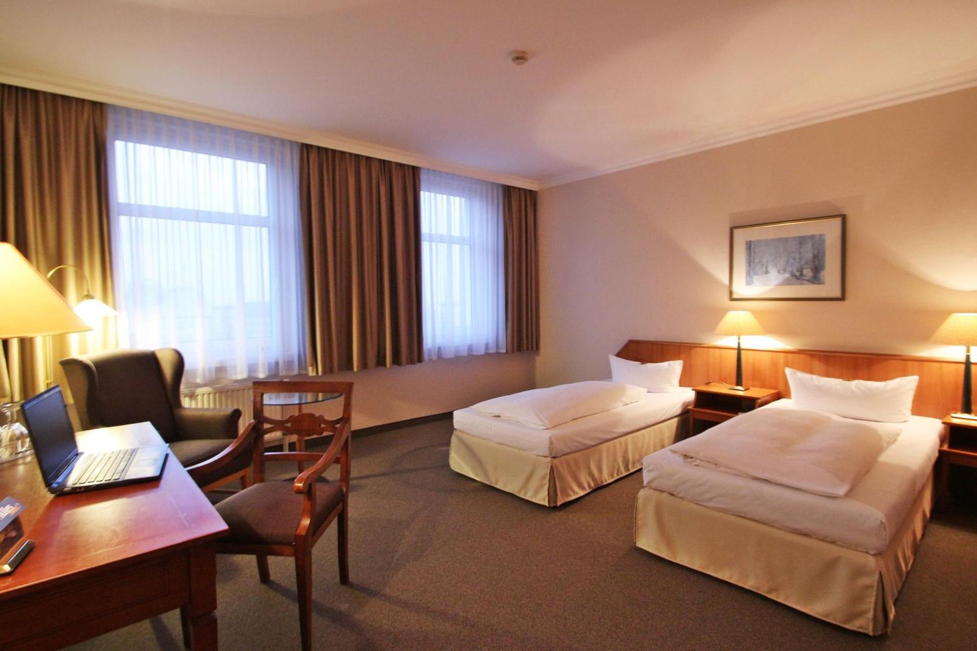 Double Room,1363716272:JPEG